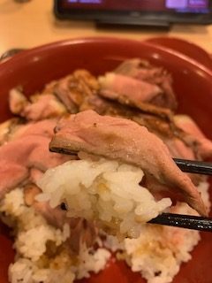 すき家　ローストビーフ丼