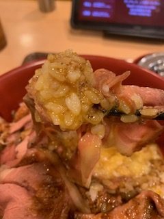 すき家　ローストビーフ丼