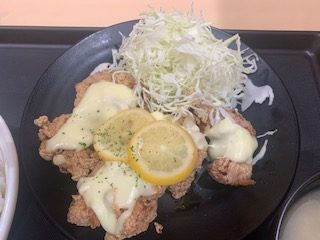 松のや「ハニーレモン唐揚げ定食」